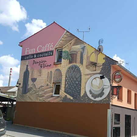 Penzion A Vino Brzecław Zewnętrze zdjęcie